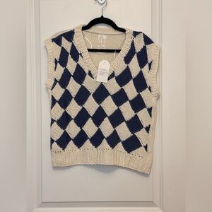 Sadie &Sage White Lace Knit Top